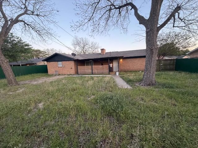 1024 Edna Drive, Everman, TX 76140
