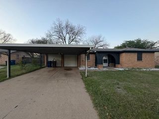 1024 Edna Drive, Everman, TX 76140