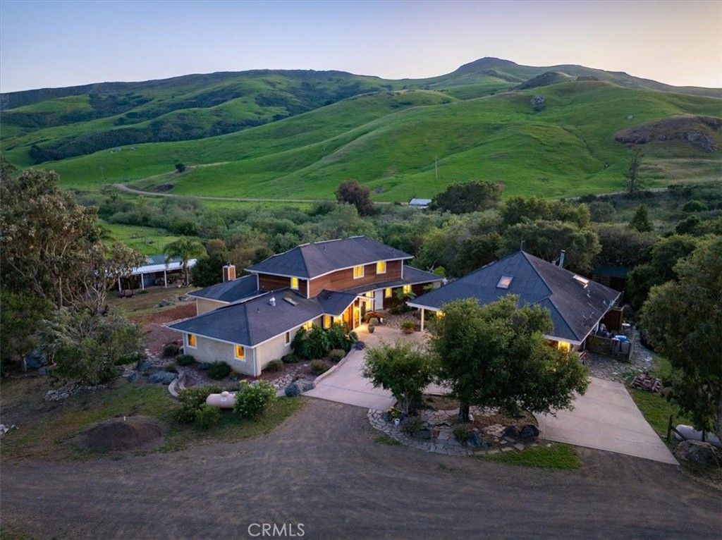 1677 Rising Star Place, Cayucos, CA 93430