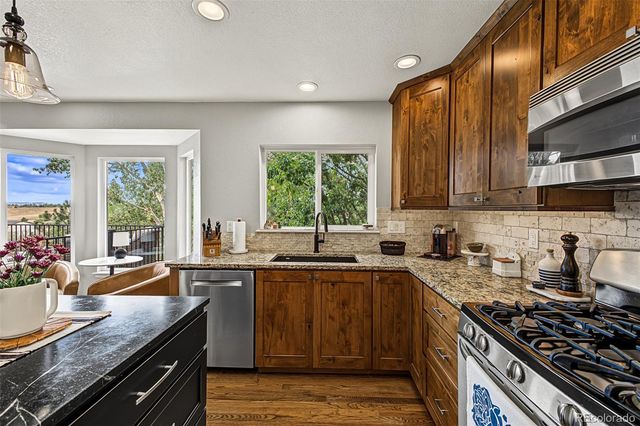 10426 W Coal Mine Place, Littleton, CO 80127