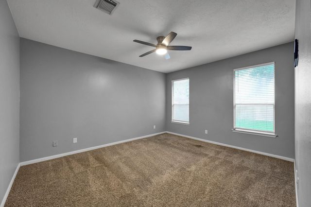 8723 Willow Grove Drive, Tomball, TX 77375