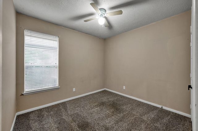 8723 Willow Grove Drive, Tomball, TX 77375