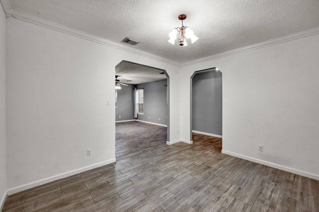 8723 Willow Grove Drive, Tomball, TX 77375