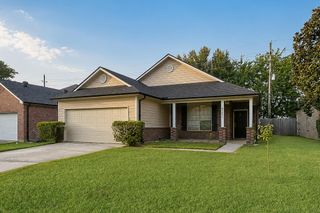 8723 Willow Grove Drive, Tomball, TX 77375
