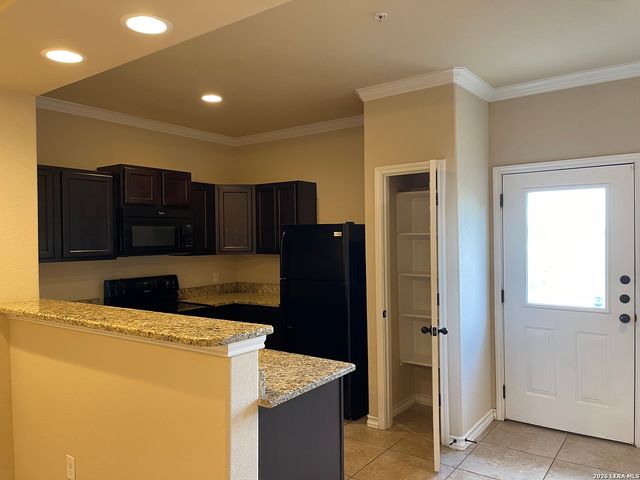 16816 Dancing Ava Unit 3, Selma, TX 78154