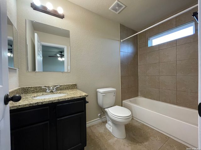 16816 Dancing Ava Unit 3, Selma, TX 78154