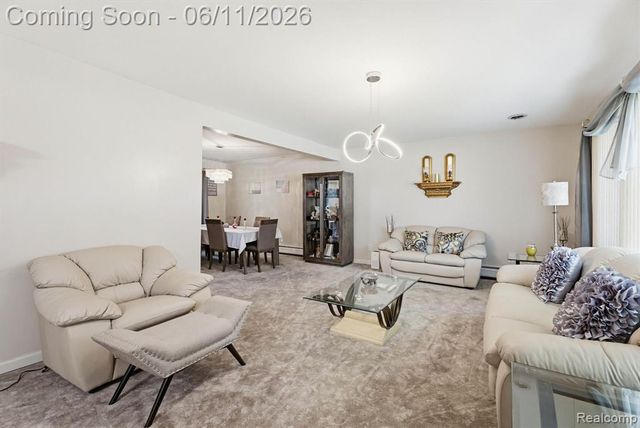 36521 Gloucester Drive, Clinton Township, MI 48035
