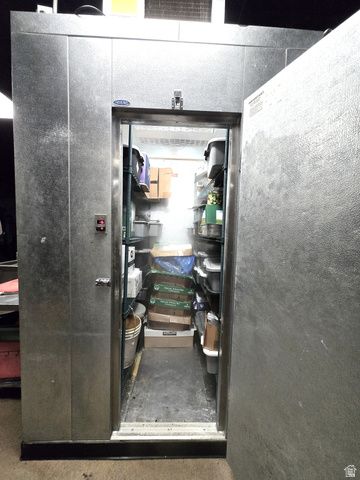 3142 S HIGHLAND DR, Millcreek, UT 84106