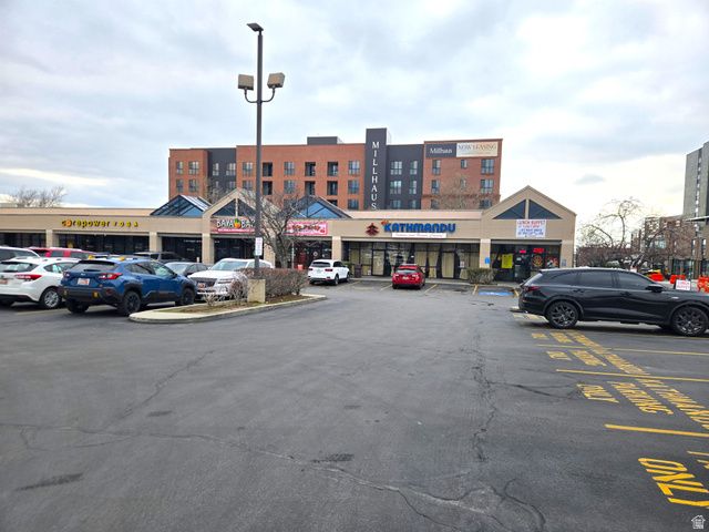 3142 S HIGHLAND DR, Millcreek, UT 84106