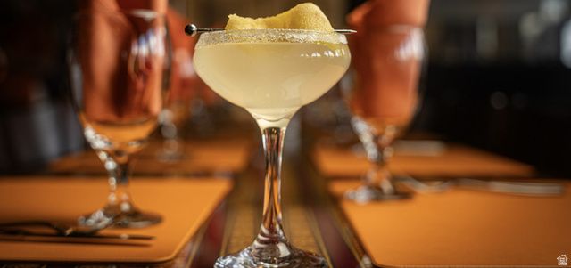 3142 S HIGHLAND DR, Millcreek, UT 84106