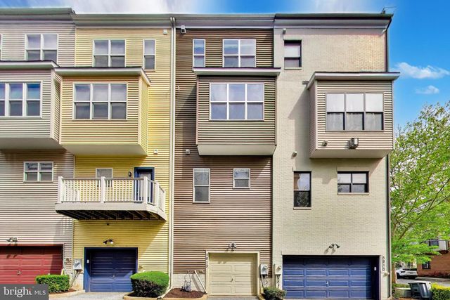 5813 LUSTINE ST, Hyattsville, MD 20781