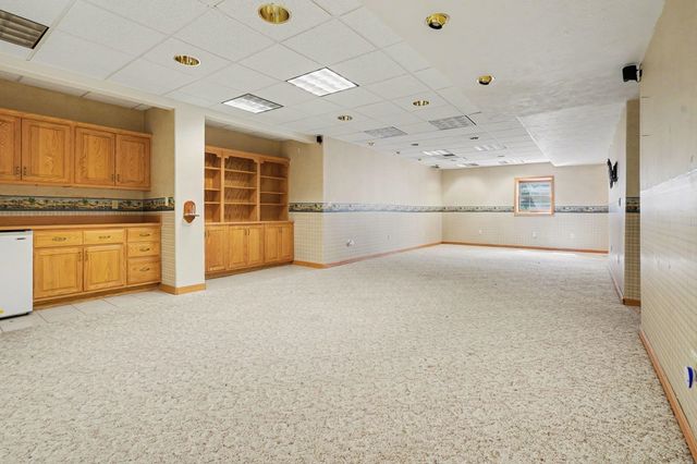 57120 Bluff Crest Drive, Elkhart, IN 46516