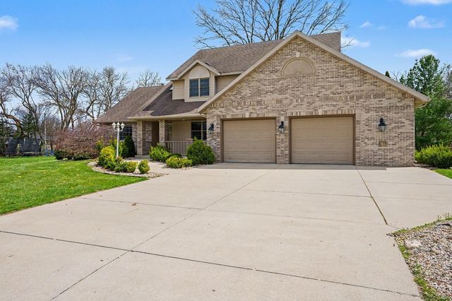 57120 Bluff Crest Drive, Elkhart, IN 46516