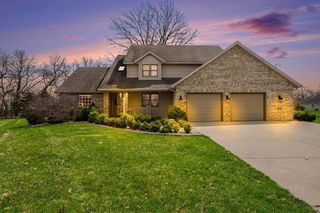 57120 Bluff Crest Drive, Elkhart, IN 46516