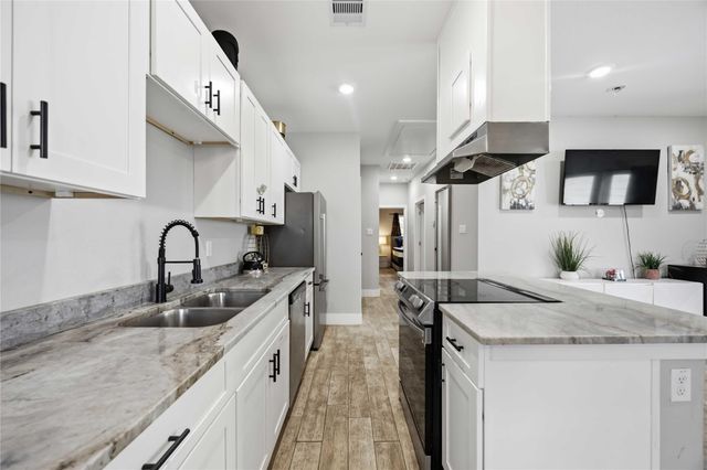 4518 Newberry Street A-B, Houston, TX 77051