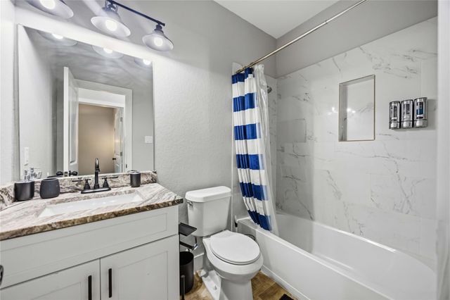 4518 Newberry Street A-B, Houston, TX 77051
