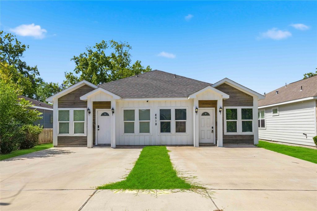4518 Newberry Street A-B, Houston, TX 77051