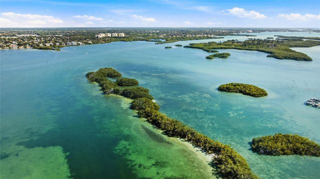 8776 MIDNIGHT PASS ROAD C204, Sarasota, FL 34242