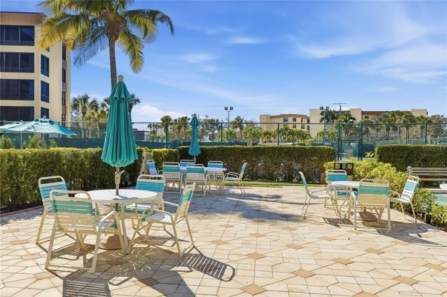 8776 MIDNIGHT PASS ROAD C204, Sarasota, FL 34242