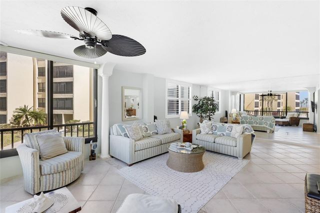 8776 MIDNIGHT PASS ROAD C204, Sarasota, FL 34242