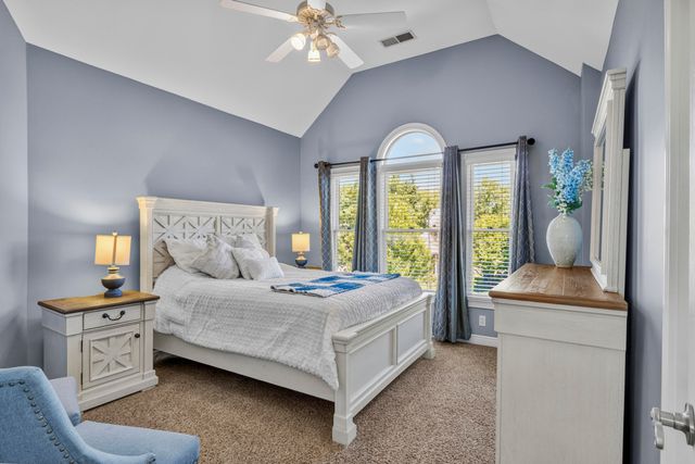 3049 Old Field Way, Lexington, KY 40513