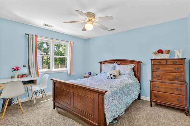 3049 Old Field Way, Lexington, KY 40513