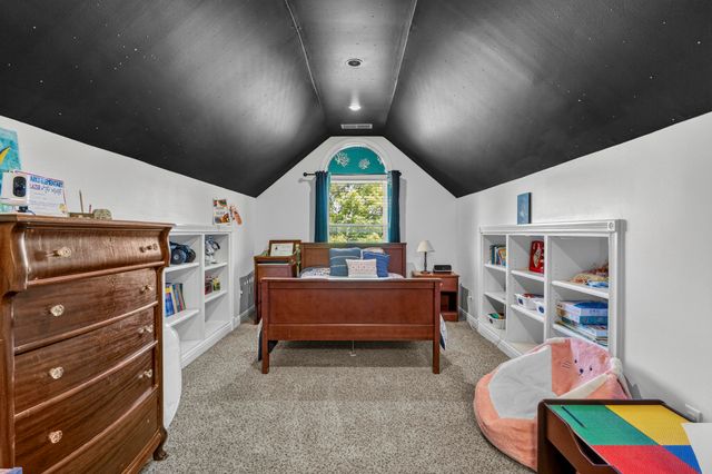 3049 Old Field Way, Lexington, KY 40513