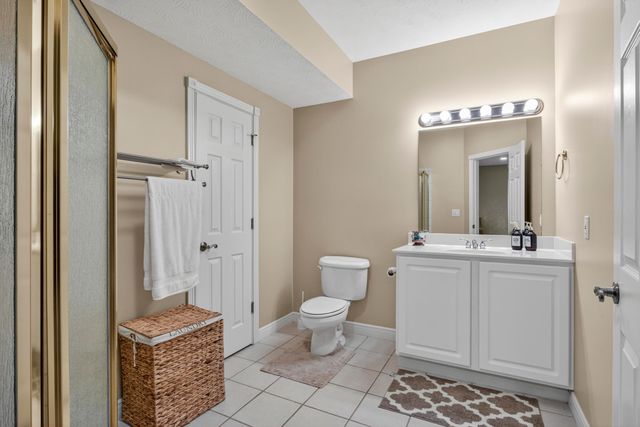 3049 Old Field Way, Lexington, KY 40513