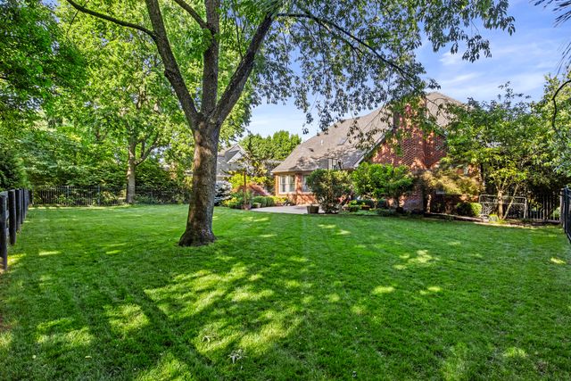 3049 Old Field Way, Lexington, KY 40513
