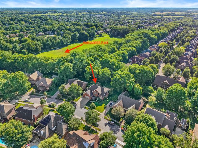 3049 Old Field Way, Lexington, KY 40513
