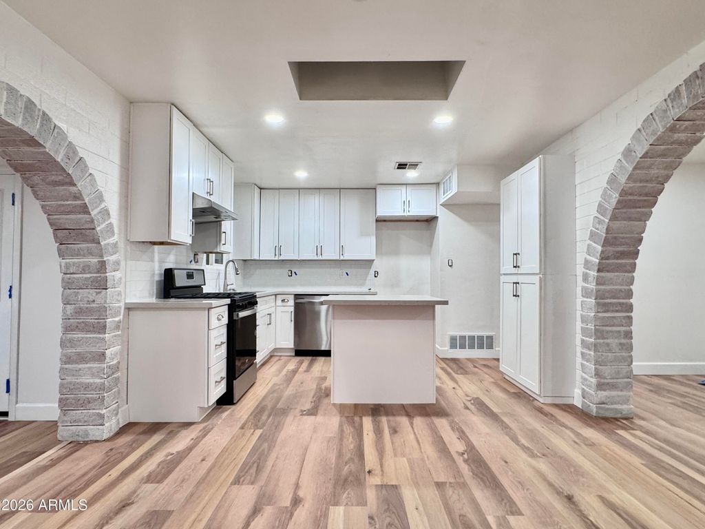 5028 W KRALL Street, Glendale, AZ 85301 — photo 4