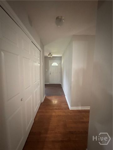 23 Douglas Court, Bloomingdale, GA 31302