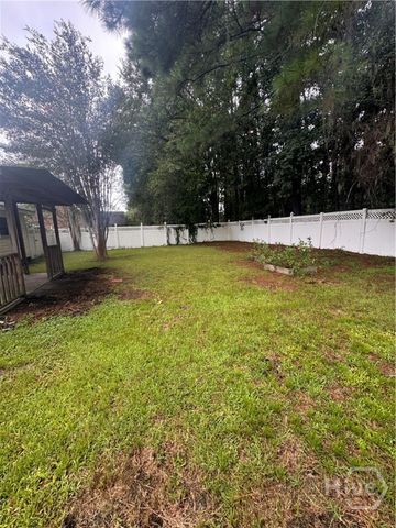 23 Douglas Court, Bloomingdale, GA 31302