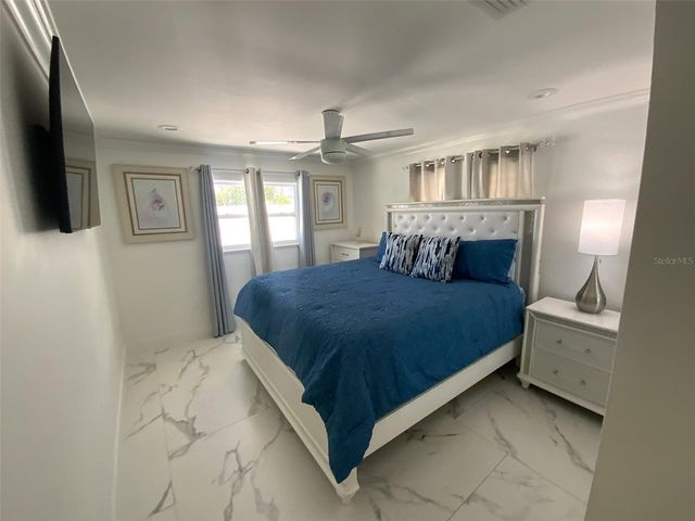 320 HARBOR PASSAGE, Clearwater Beach, FL 33767