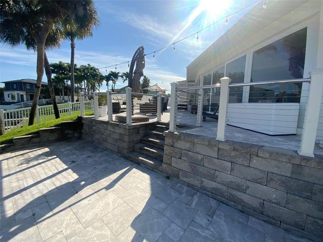 320 HARBOR PASSAGE, Clearwater Beach, FL 33767