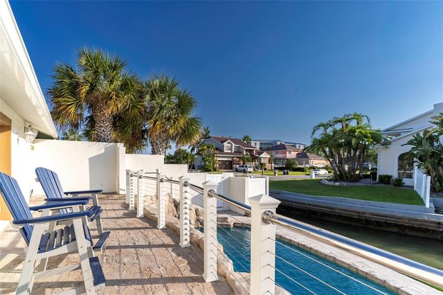 320 HARBOR PASSAGE, Clearwater Beach, FL 33767