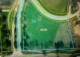 3375 Fall Meadows Circle, Valparaiso, IN 46385