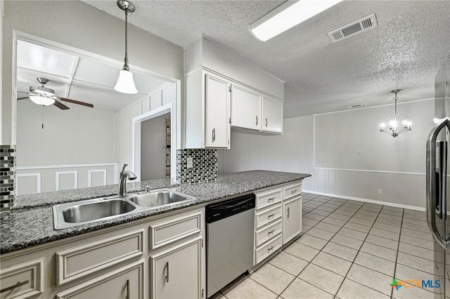 800 Carmen Street, Killeen, TX 76541