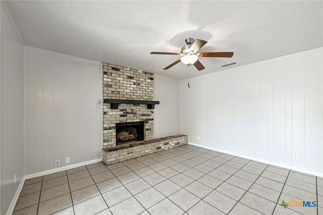 800 Carmen Street, Killeen, TX 76541