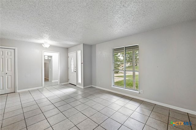 800 Carmen Street, Killeen, TX 76541