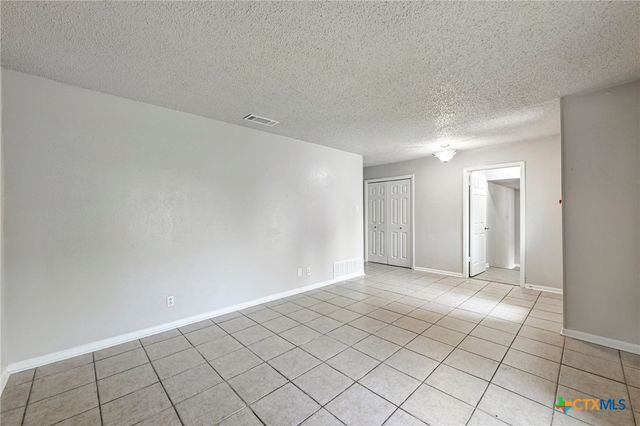 800 Carmen Street, Killeen, TX 76541