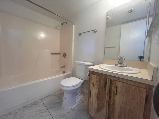 1712 UNIVERSITY LN 307, Cocoa, FL 32922