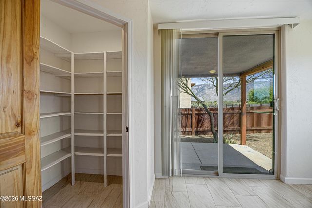 15751 N Twin Lakes Drive, Tucson, AZ 85739