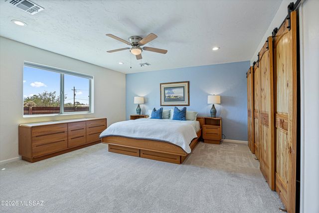 15751 N Twin Lakes Drive, Tucson, AZ 85739