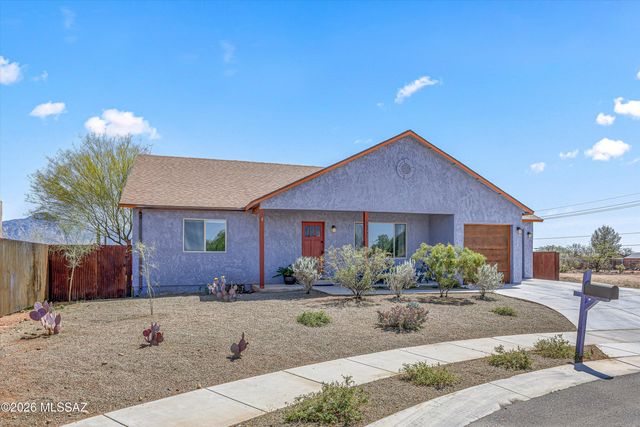 15751 N Twin Lakes Drive, Tucson, AZ 85739