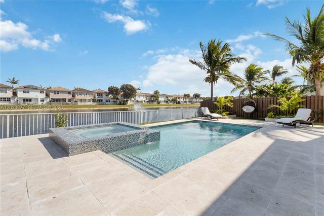 8551 NW 110th Avenue 8551, Doral, FL 33178