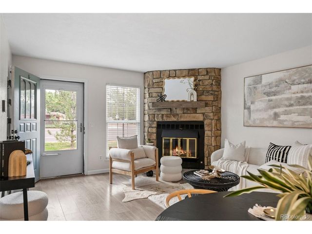6712 S Independence St, Littleton, CO 80128
