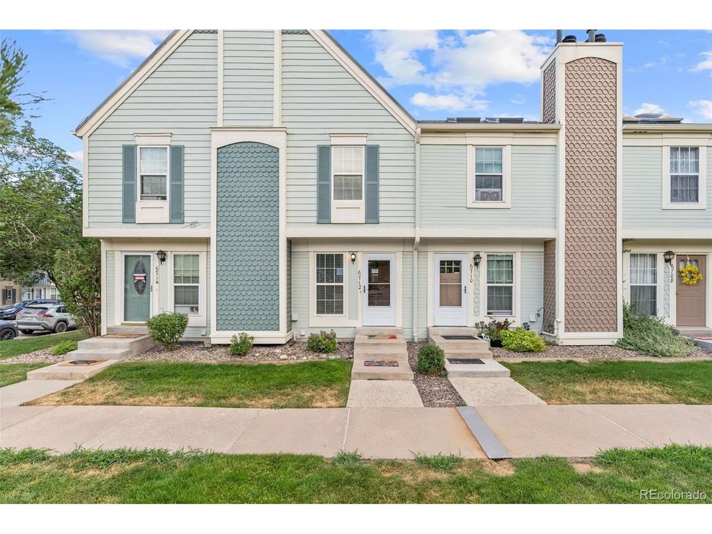 6712 S Independence St, Littleton, CO 80128