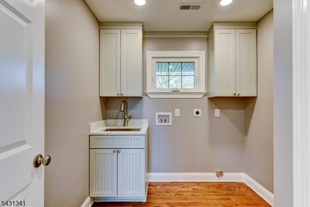 540 Blackpoint Rd, Hillsborough Twp., NJ 08844