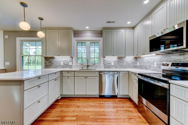 540 Blackpoint Rd, Hillsborough Twp., NJ 08844